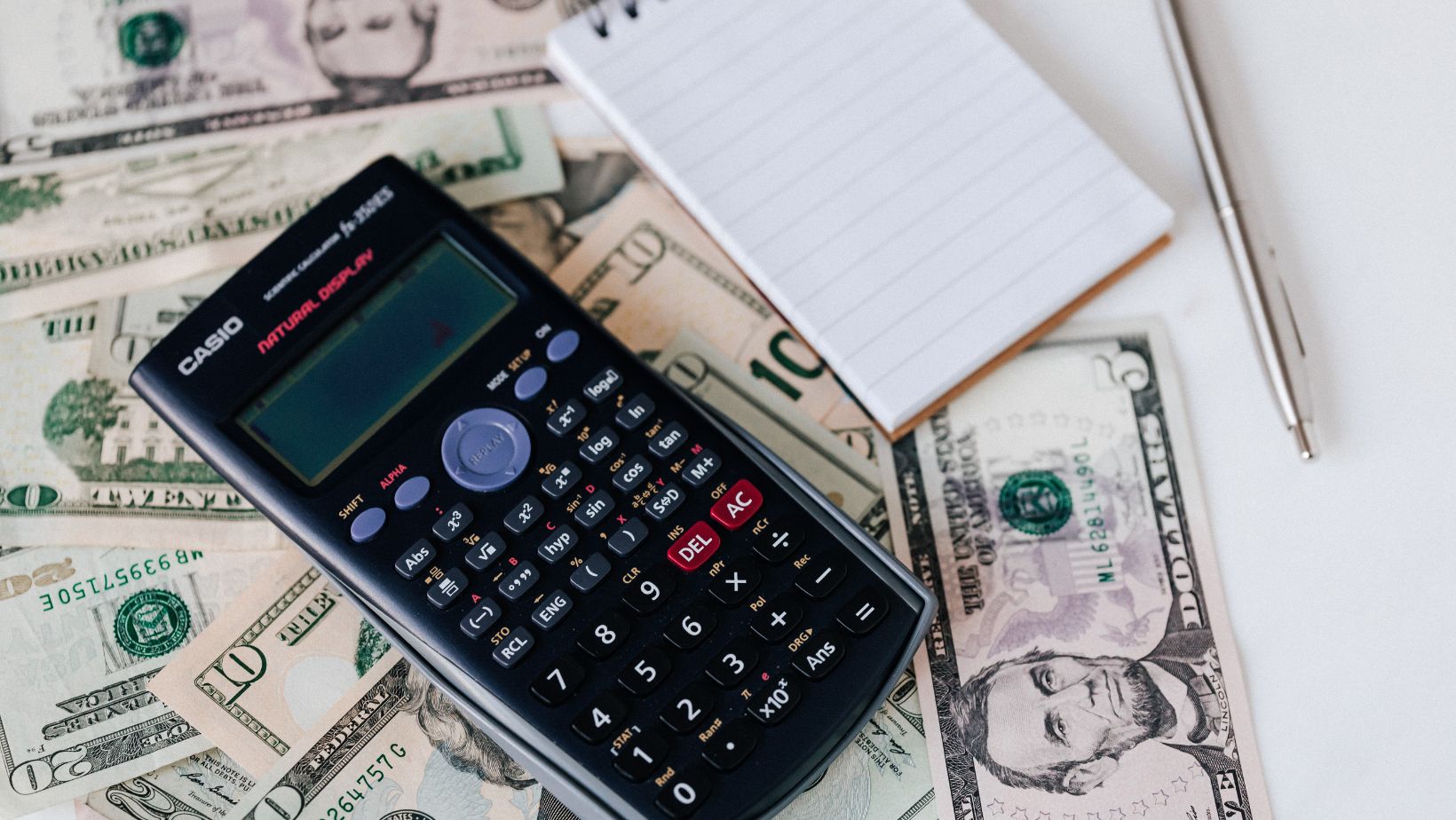 budget q4 quanto investire tra google ads, meta e seo per massimizzare il roi