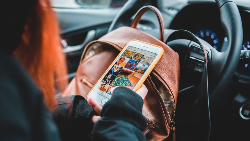 ai per i social flusso di lavoro per contenuti a misura di brand